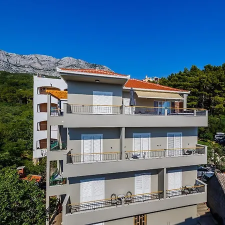 Gujinovic Apartment Tucepi